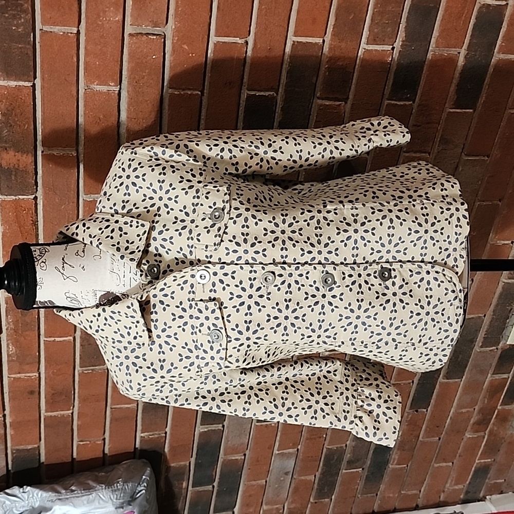 ANOLOGY Petite PM button up embroidered detail jacket